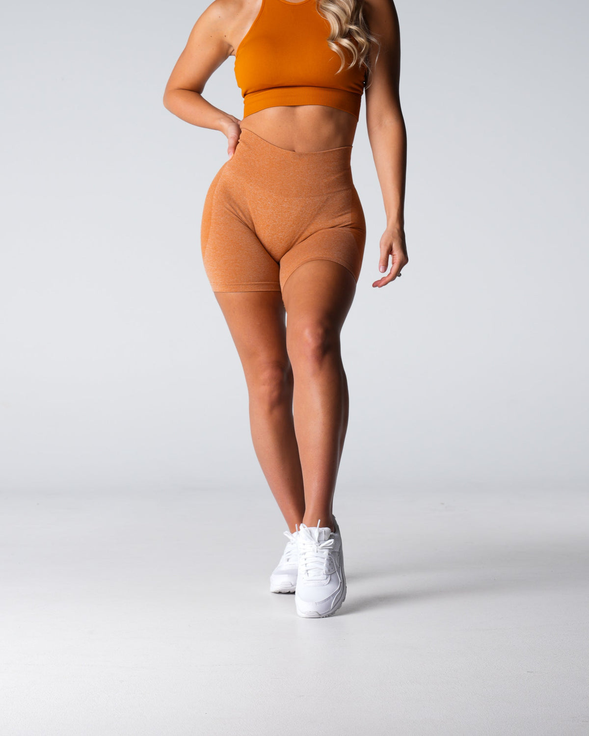 Women Terracotta Contour Seamless Shorts | NVGTN