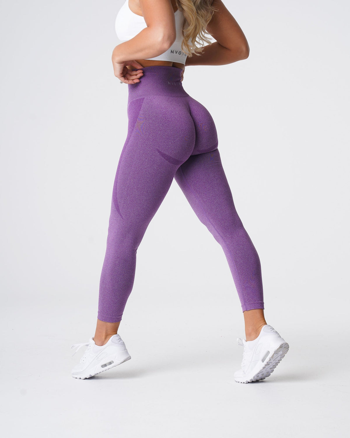 Women Violet Contour Seamless Leggings | NVGTN
