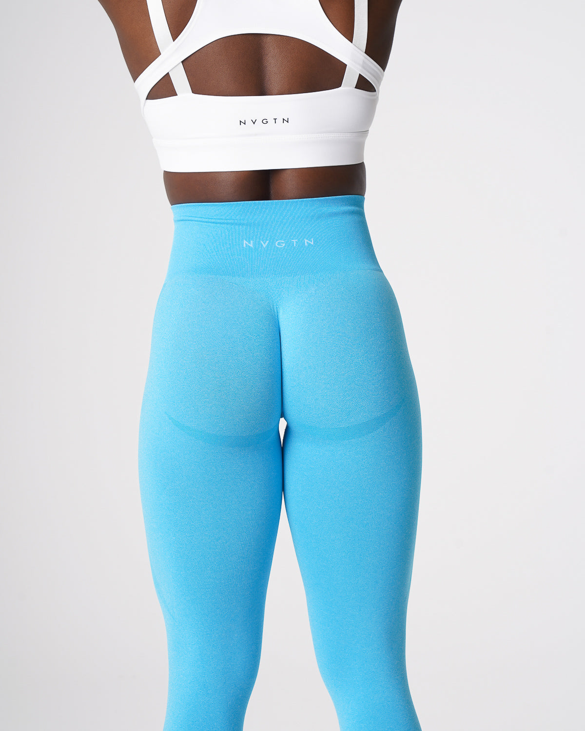 Women Aqua Contour Seamless Leggings | NVGTN