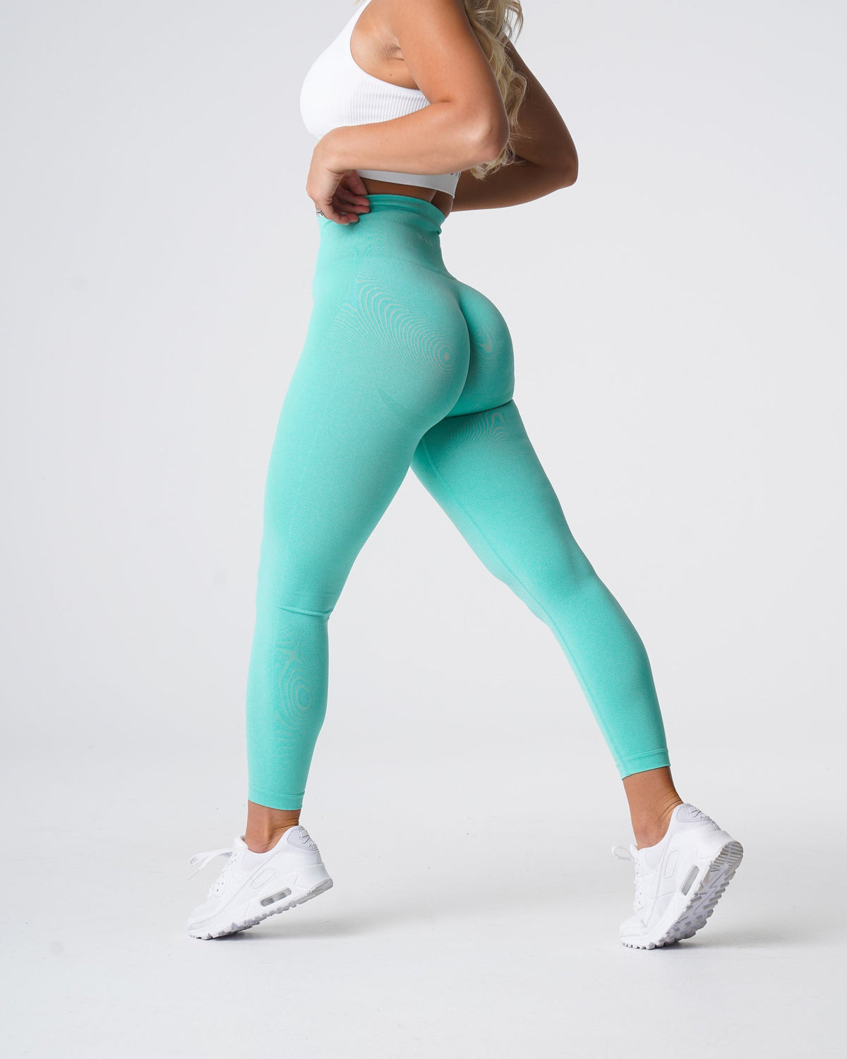 Women Mint Contour Seamless Leggings | NVGTN