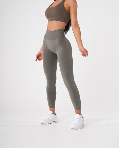 Women Khaki Green Curve Seamless Leggings | NVGTN