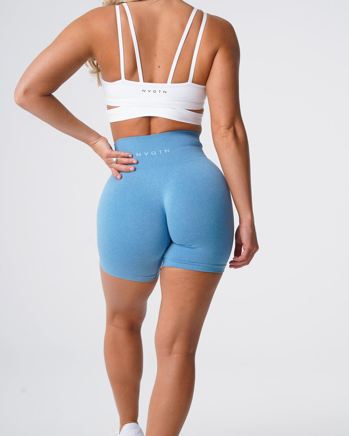 Women Sky Blue Pro Seamless Shorts | NVGTN
