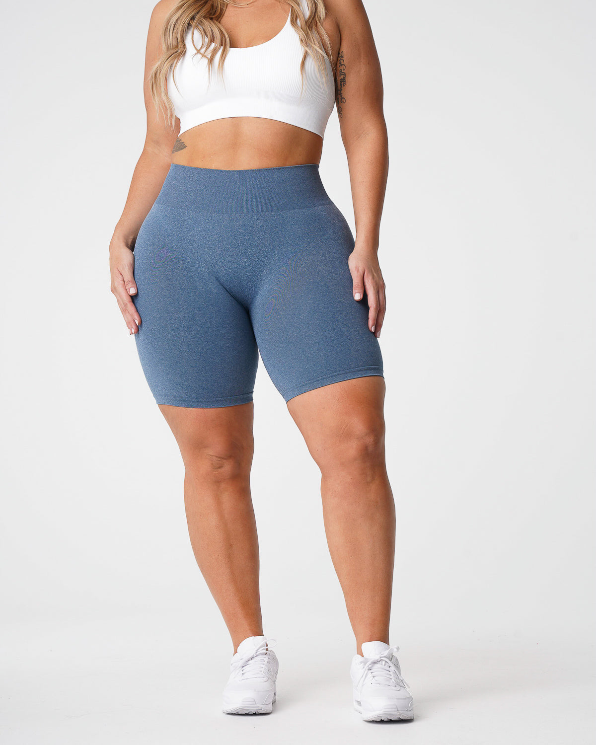 Women Slate Blue Pro Seamless Shorts | NVGTN