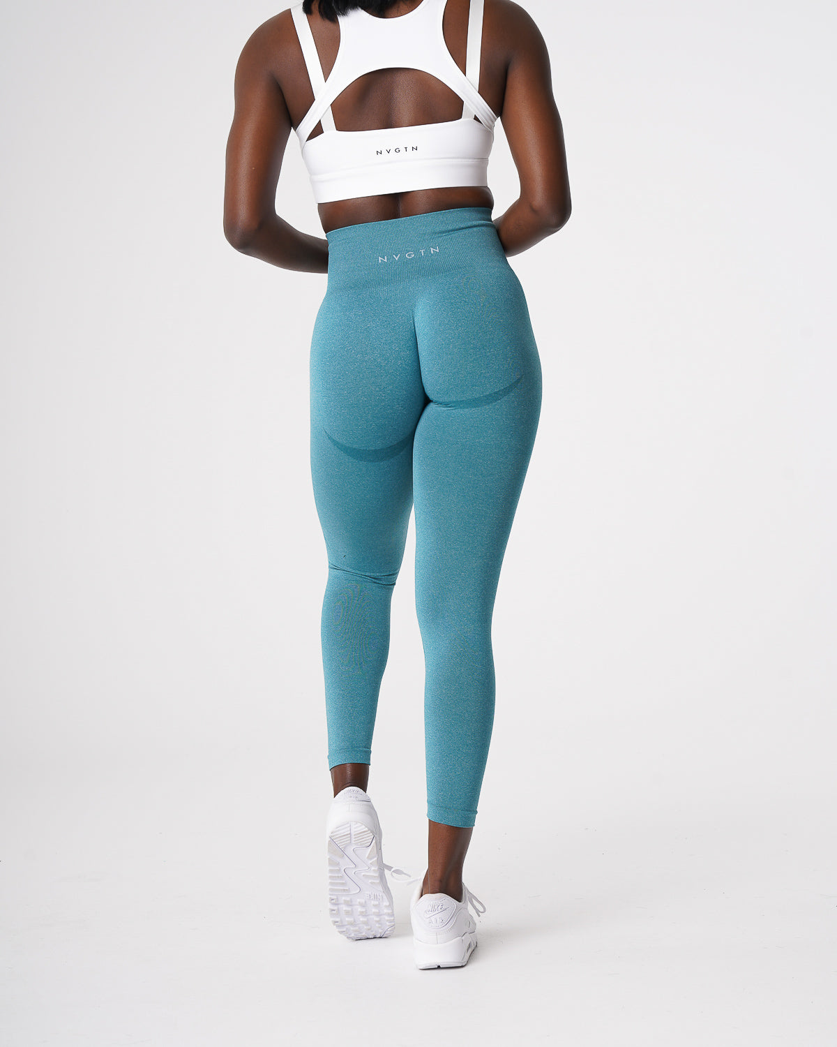 Women Teal Contour Seamless Leggings | NVGTN