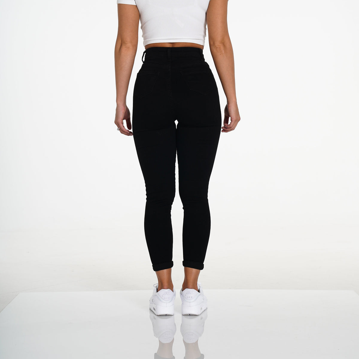 Women Navishape Black Ripped Jeans | NVGTN