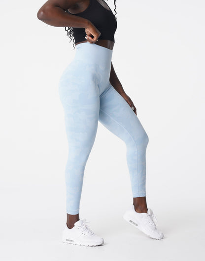 Women Icy Blue Camo Seamless Leggings | NVGTN