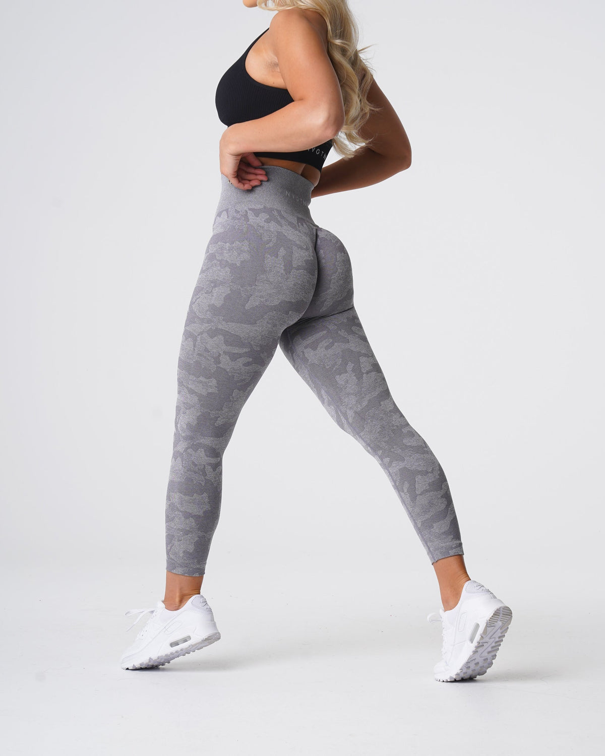Women Grey Camo Seamless Leggings | NVGTN