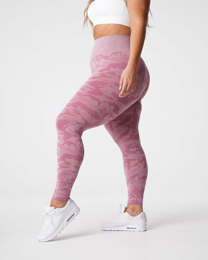 Women Pastel Pink Camo Seamless Leggings | NVGTN