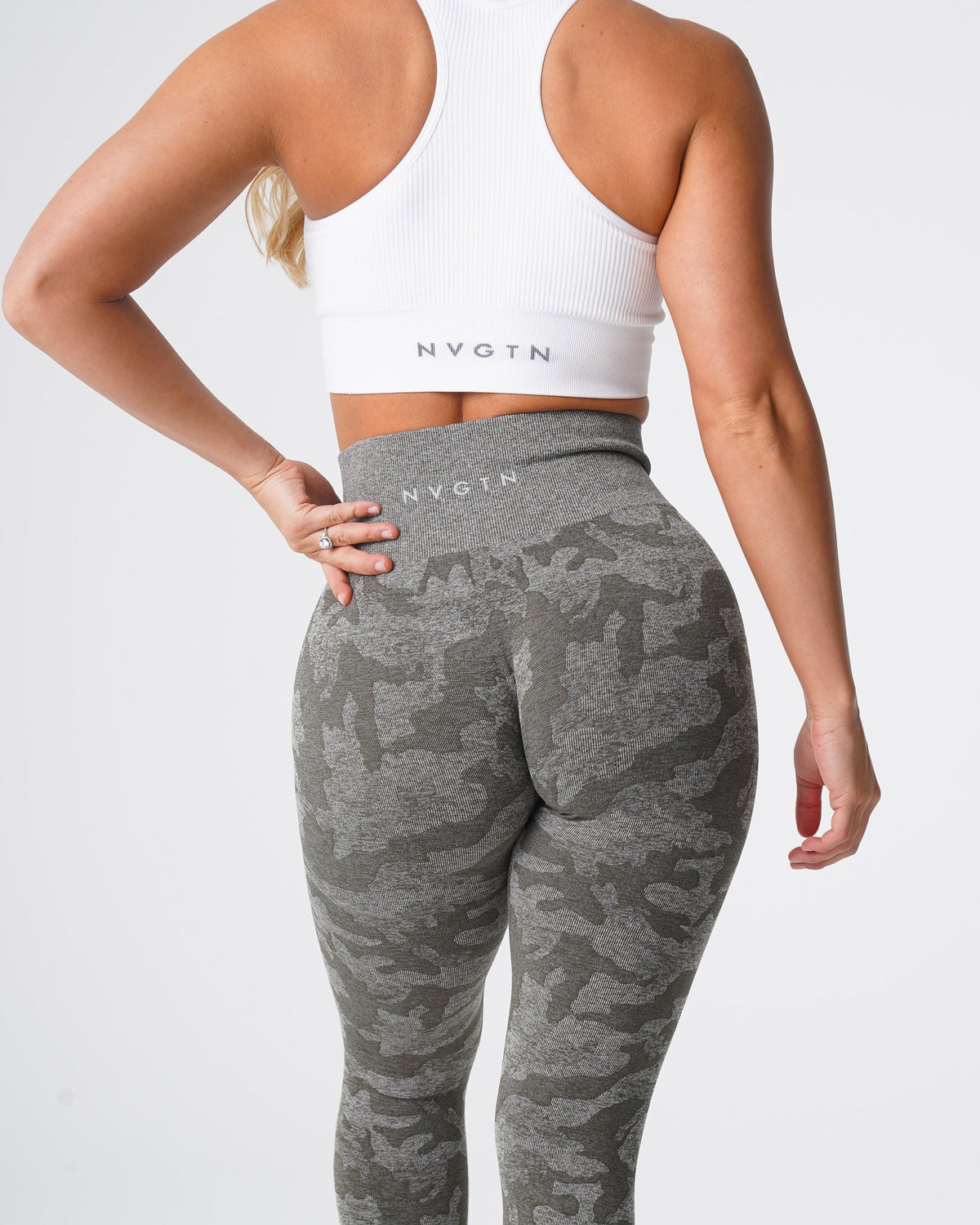 Women Khaki Green Camo Seamless Leggings | NVGTN