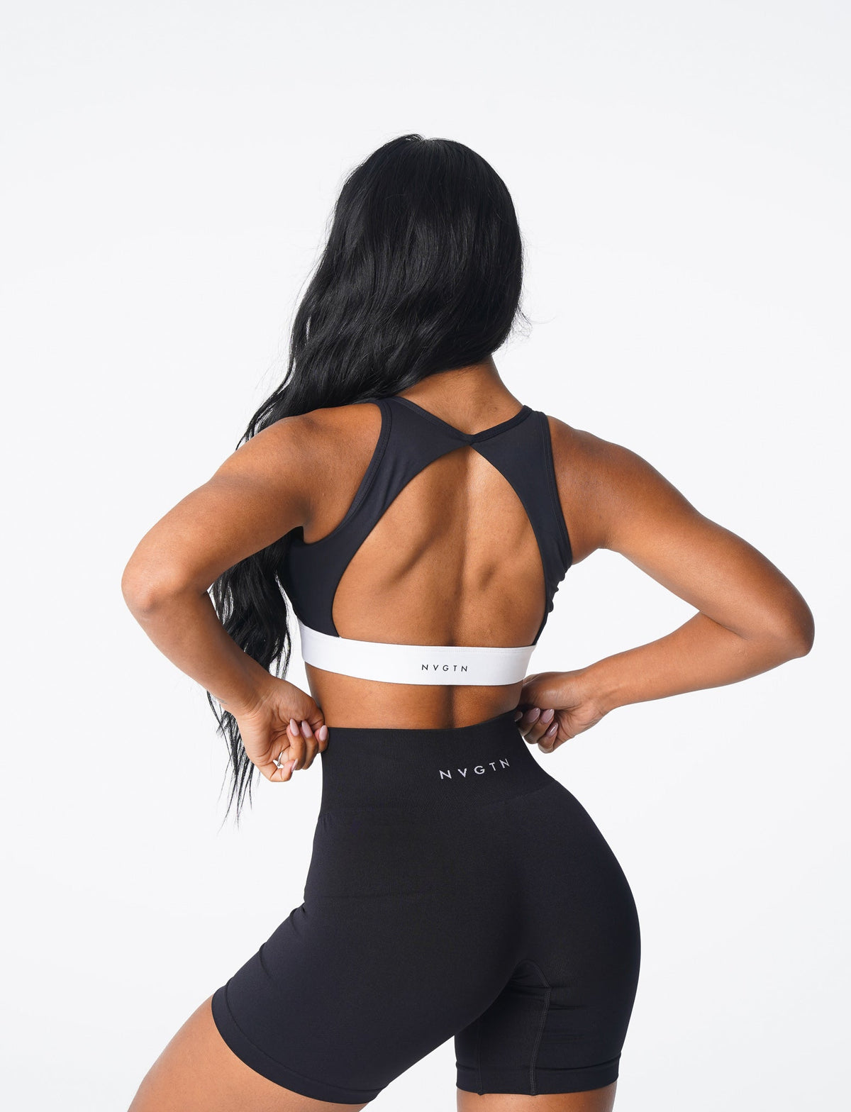 Women Black Agility Bra | NVGTN