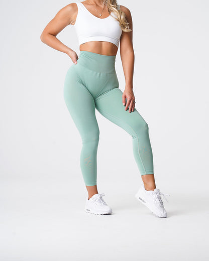 Women Sage Green NV Seamless Leggings | NVGTN