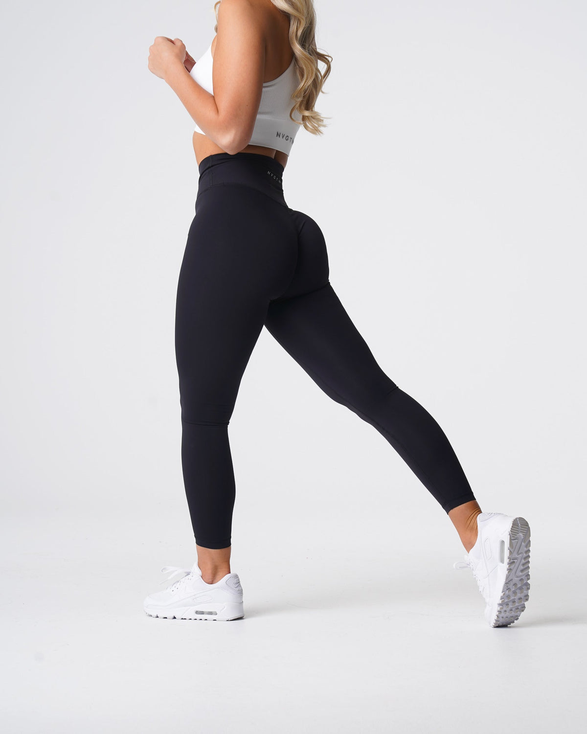 Women Black Signature 2.0 Leggings | NVGTN