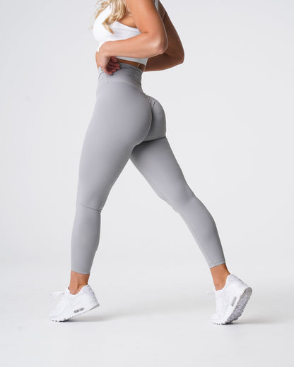 Women Fog Signature 2.0 Leggings | NVGTN