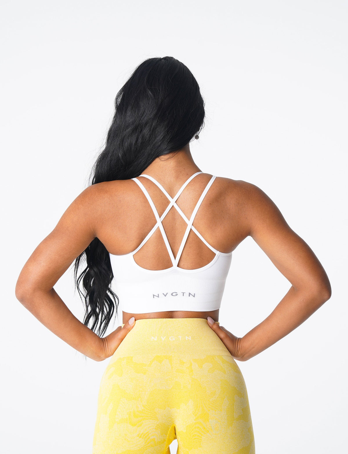 Women White Flourish Seamless Bra | NVGTN