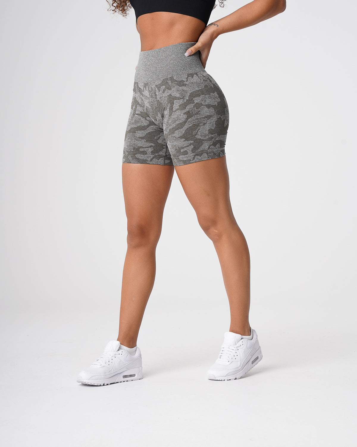 Women Khaki Green Camo Seamless Shorts | NVGTN