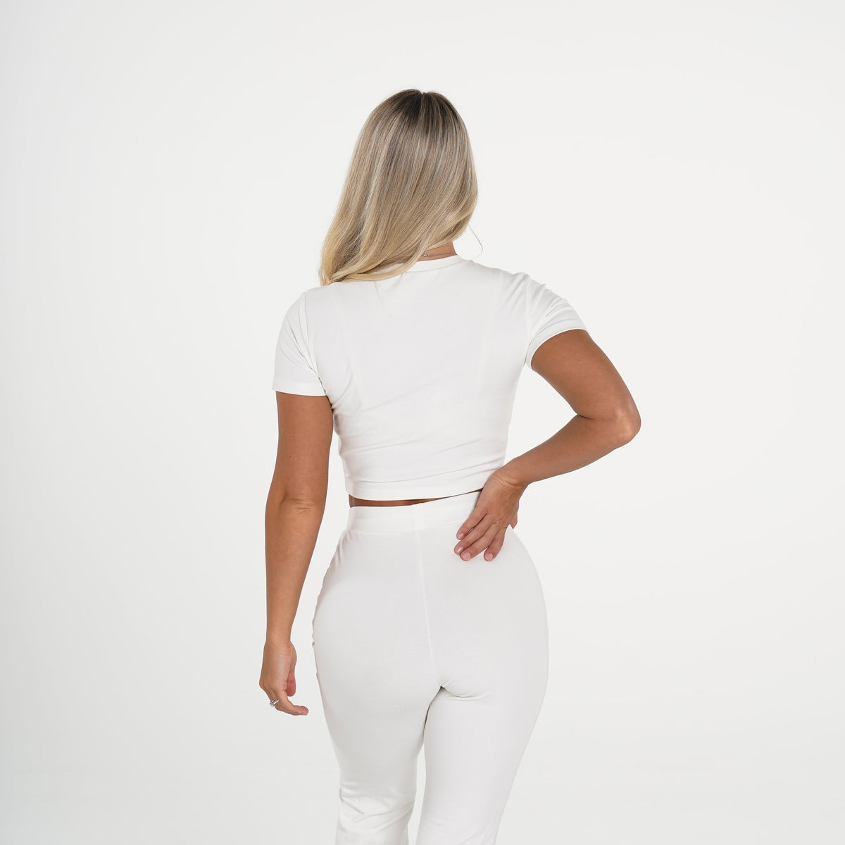 Women Cream Hello Weekend Lounge Cropped Tee | NVGTN