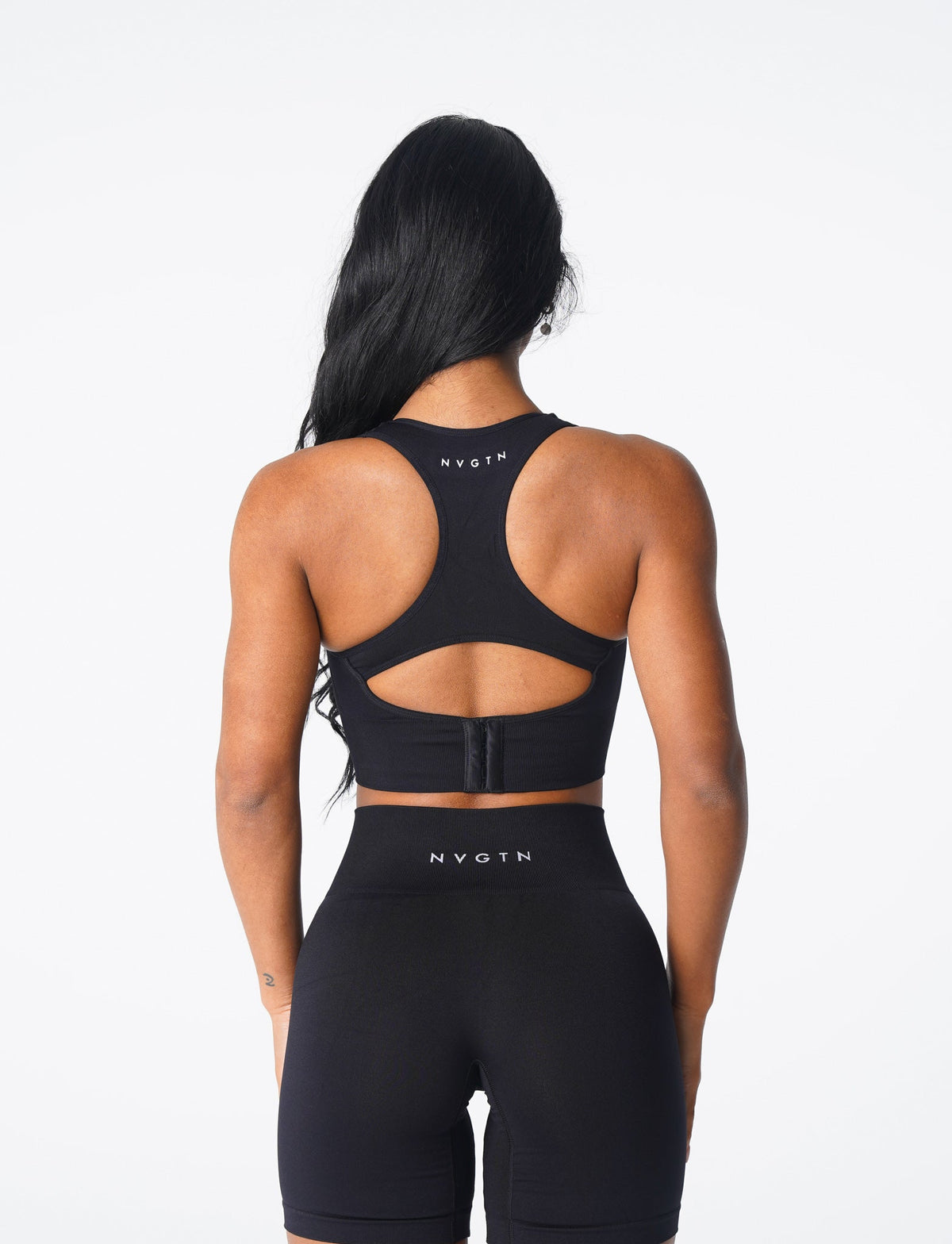 Women Black Ignite Seamless Bra | NVGTN
