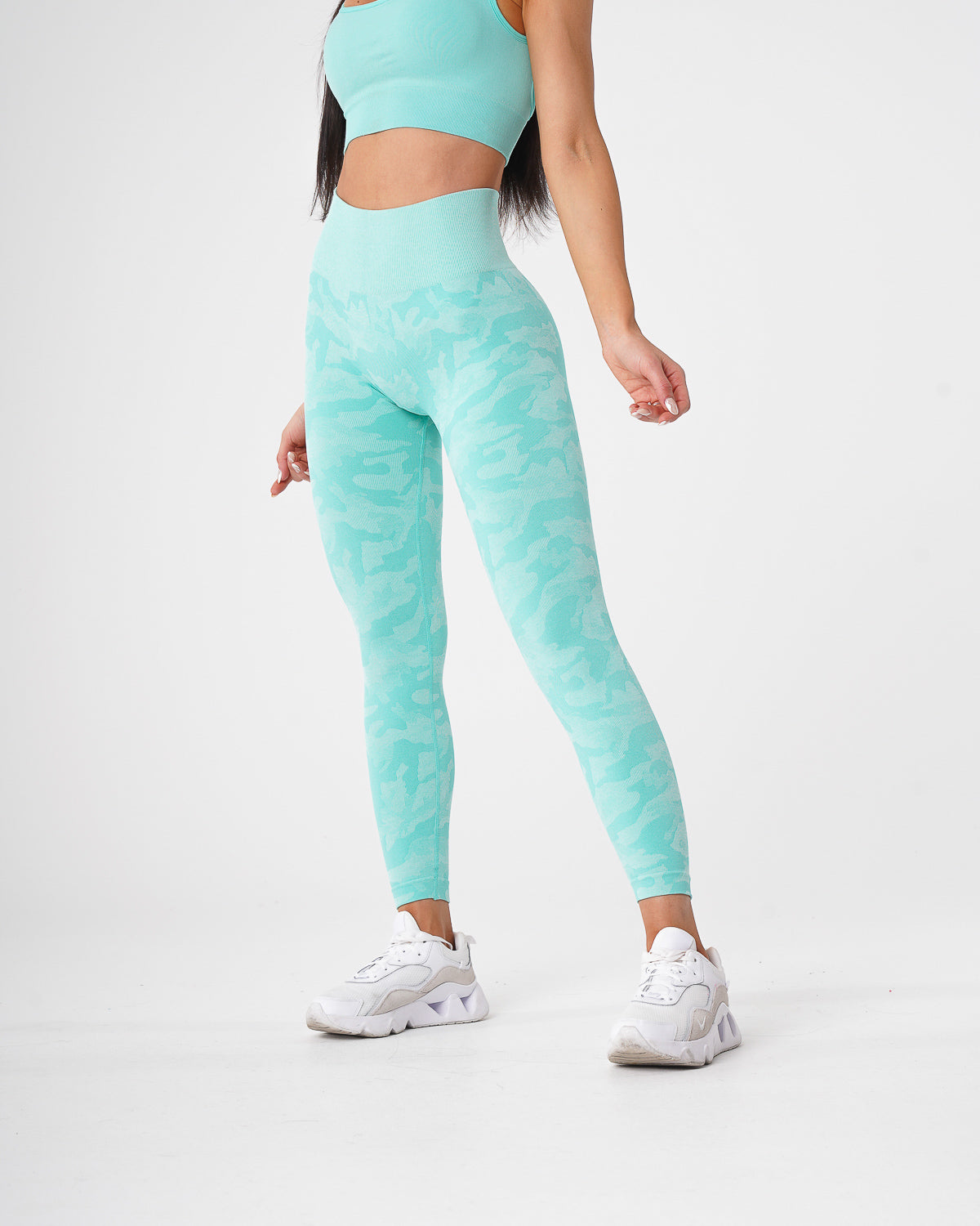 Women Mint Camo Seamless Leggings | NVGTN