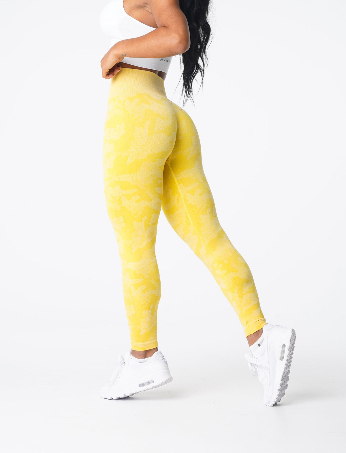 Women Sunshine Yellow Camo Seamless Leggings | NVGTN