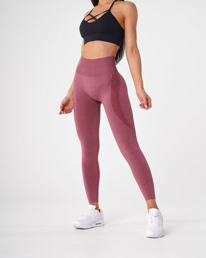 Women Maroon Contour Seamless Leggings | NVGTN