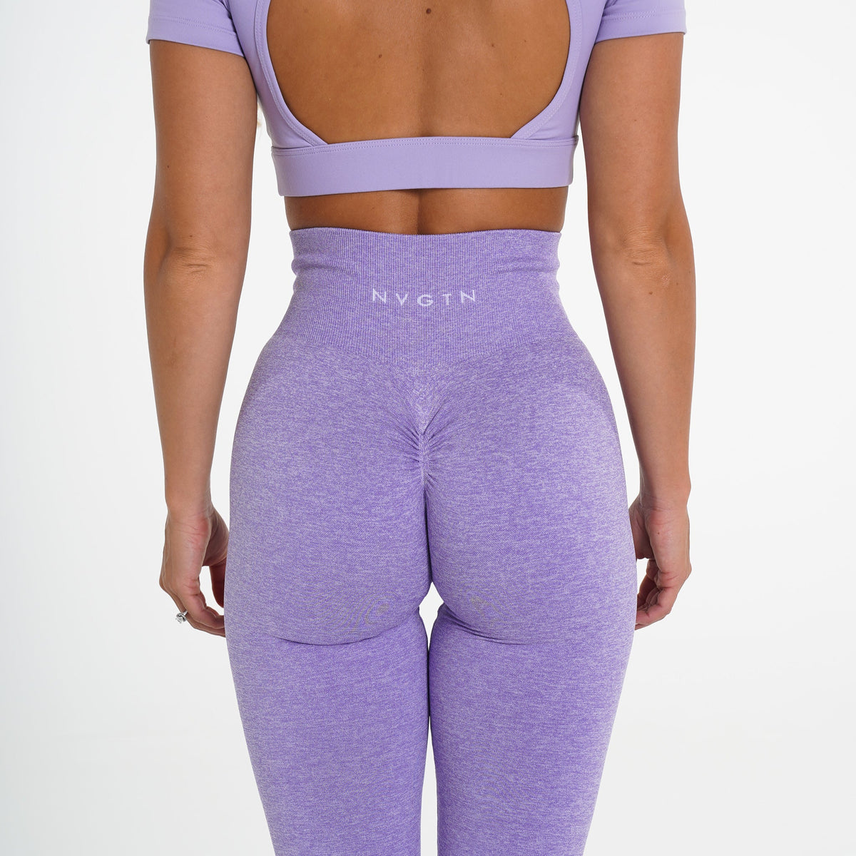 Women Lilac Scrunch Seamless Leggings | NVGTN