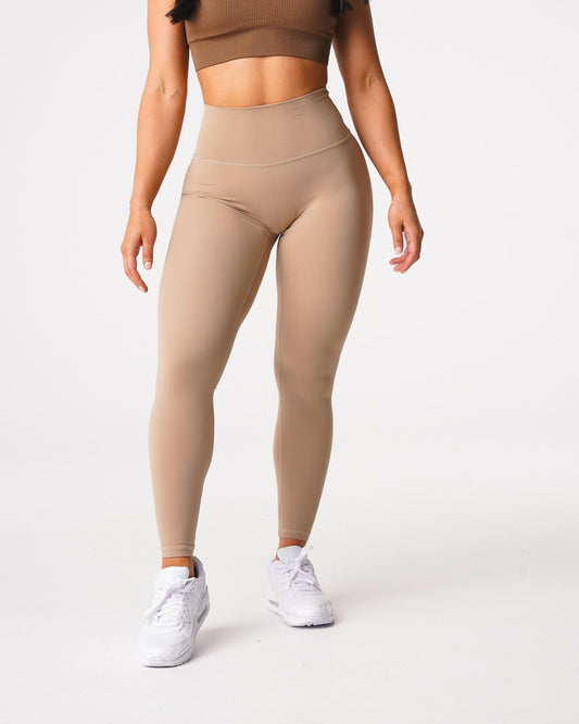Women Latte Signature 2.0 Leggings | NVGTN