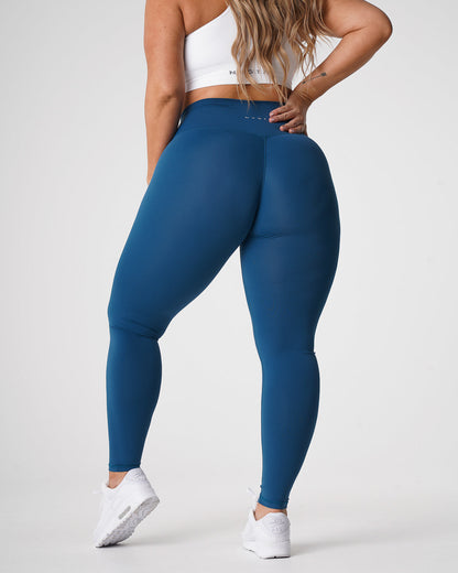 Women Pacific Blue Signature 2.0 Leggings | NVGTN