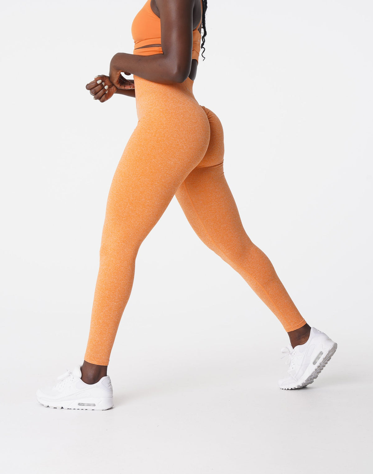 Women Sunset Orange Scrunch Seamless Leggings | NVGTN