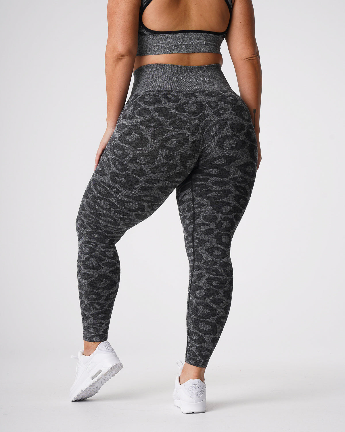 Women Black Speckled Leopard Seamless Leggings | NVGTN