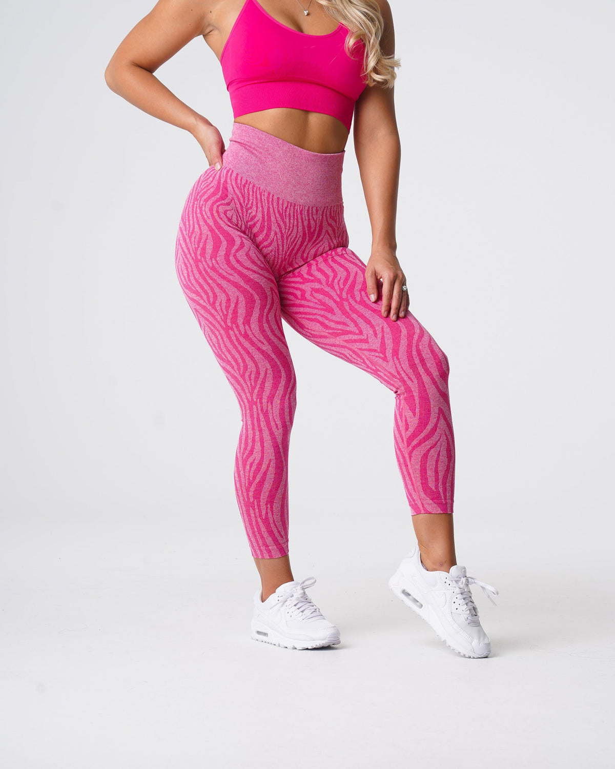 Women Fuchsia Zebra Seamless Leggings | NVGTN