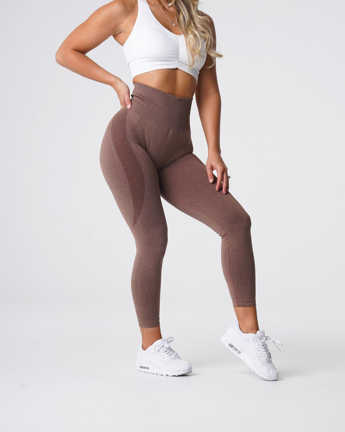 Women Cocoa Contour Seamless Leggings | NVGTN