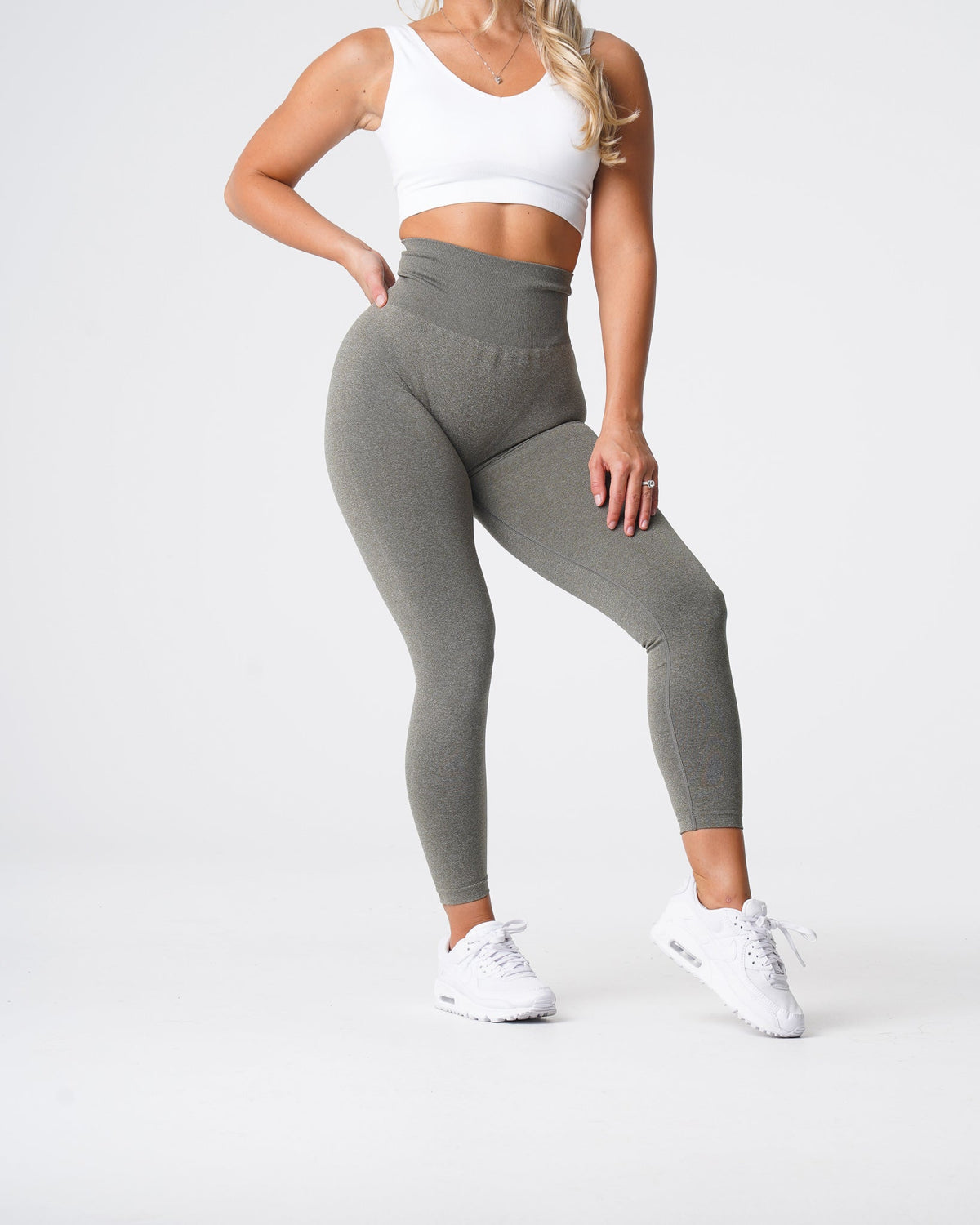 Women Khaki Green NV Seamless Leggings | NVGTN