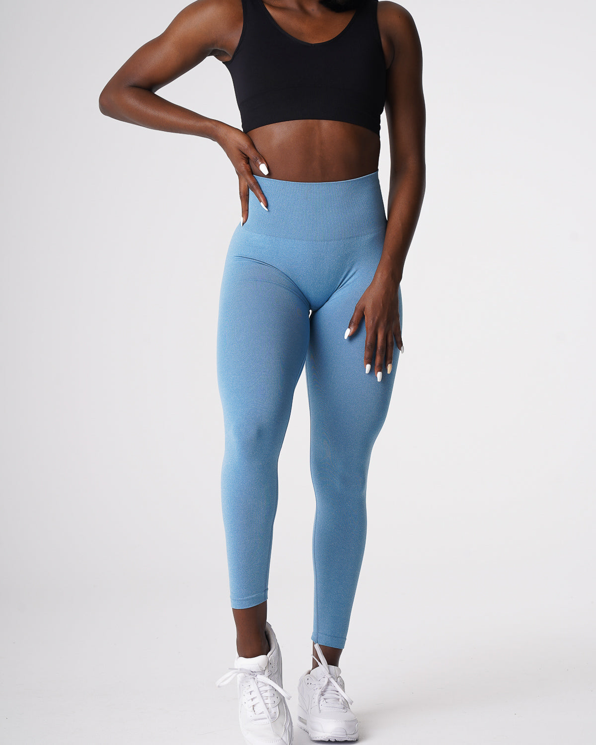 Women Sky Blue Curve Seamless Leggings | NVGTN