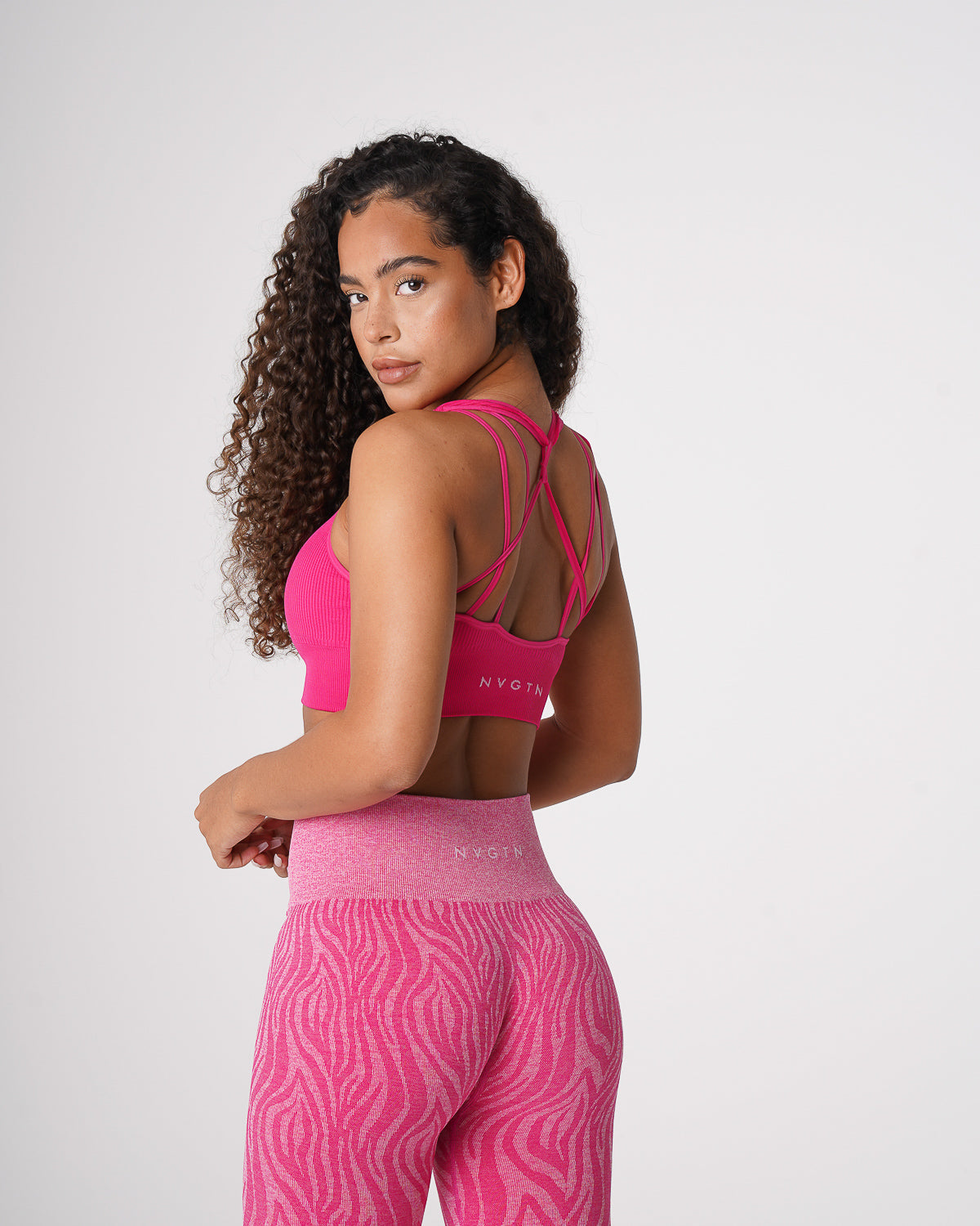 Women Fuchsia Galaxy Ribbed Seamless Bra | NVGTN