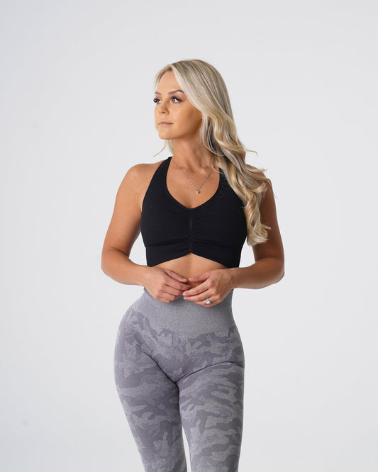 Women Black Cinched Seamless Bra | NVGTN