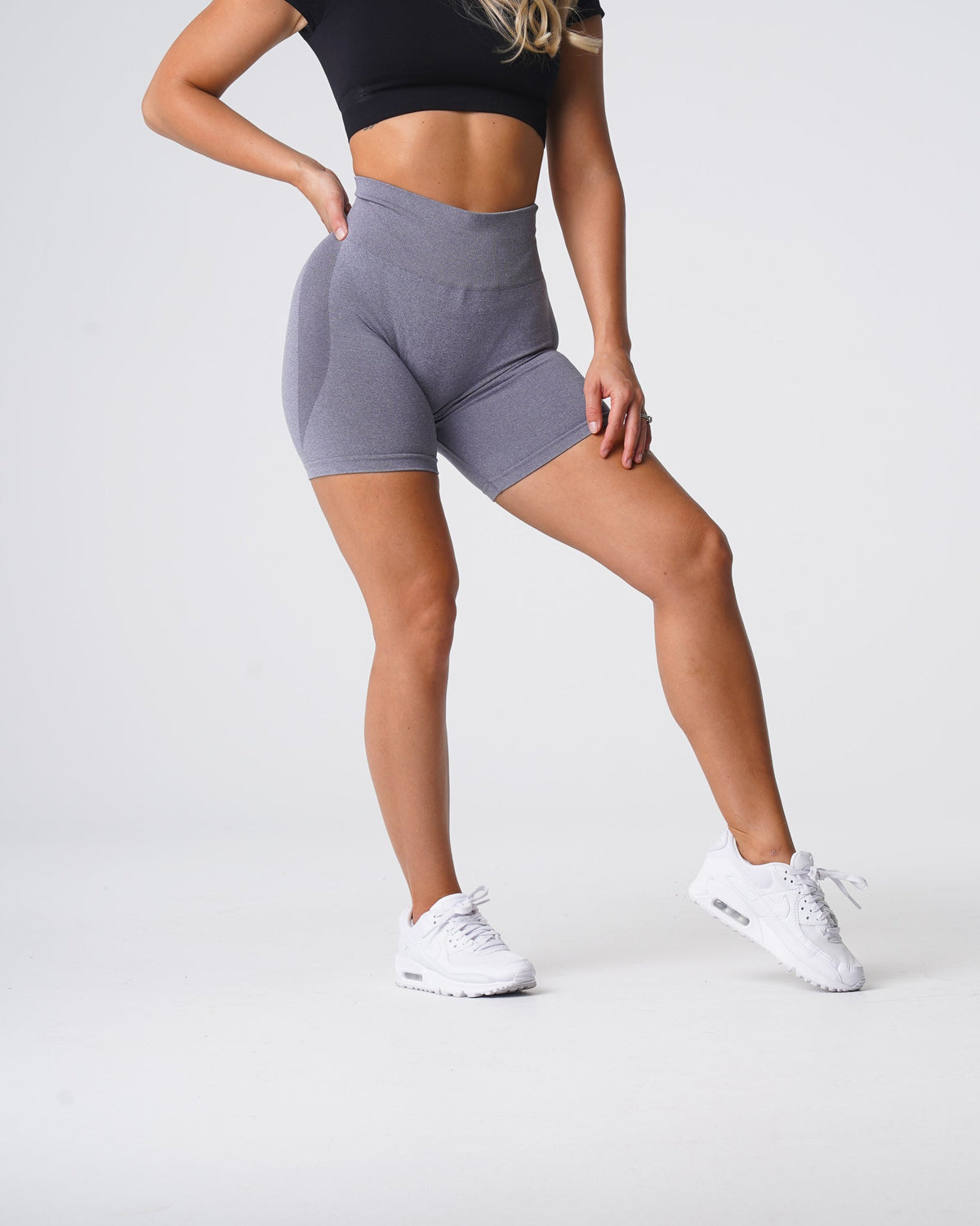 Women Grey Contour Seamless Shorts | NVGTN