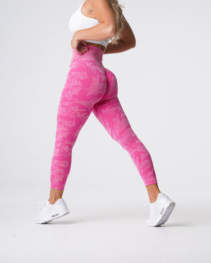 Women Bubble Gum Pink Camo Seamless Leggings | NVGTN