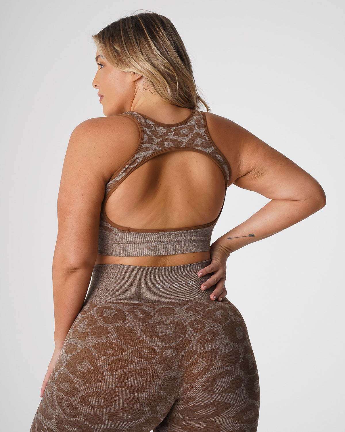 Women Mocha Leopard Eclipse Seamless Bra | NVGTN
