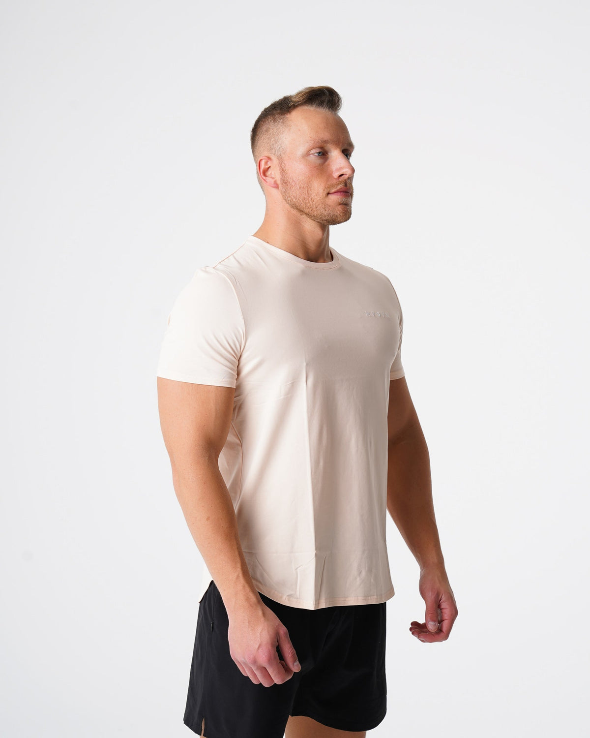 Men Cosmic Pulse Fitted Tee | NVGTN