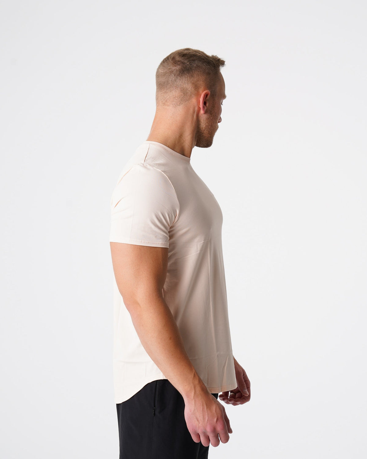Men Cosmic Pulse Fitted Tee | NVGTN