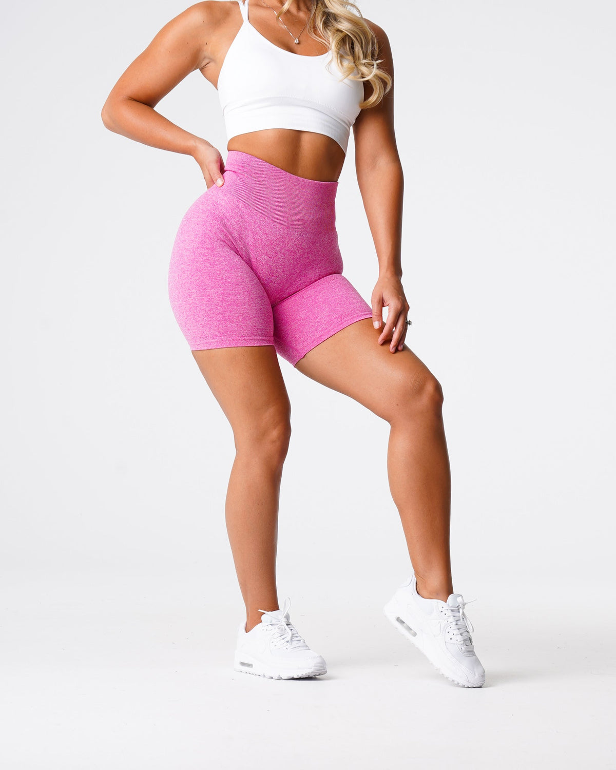 Women Bubble Gum Pink Scrunch Seamless Shorts | NVGTN