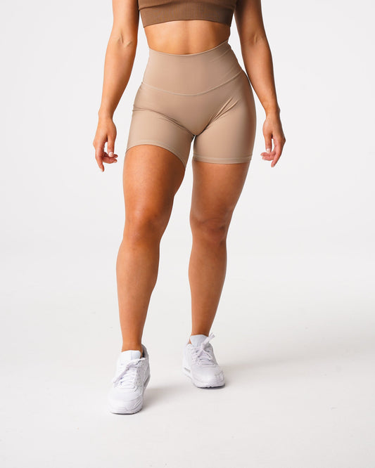 Women Latte Signature 2.0 Shorts | NVGTN