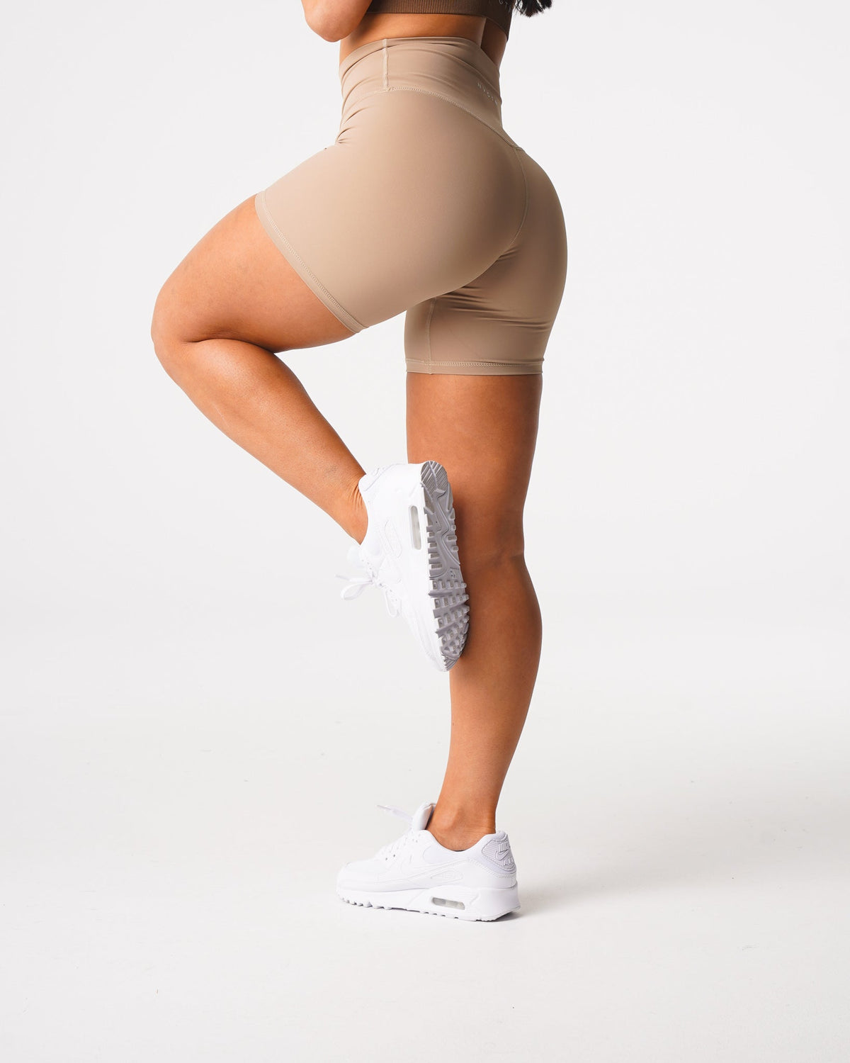Women Latte Signature 2.0 Shorts | NVGTN