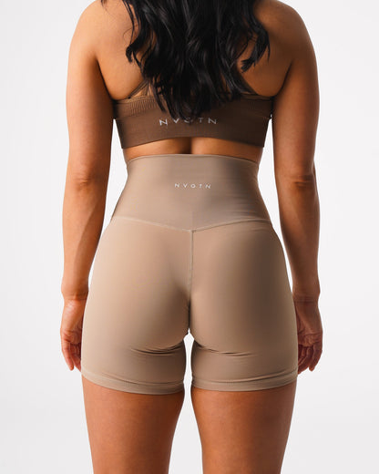 Women Latte Signature 2.0 Shorts | NVGTN