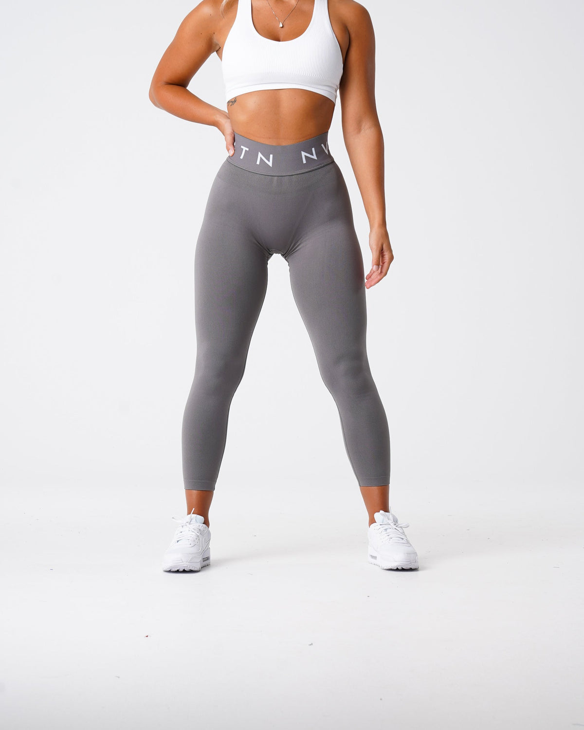 Women Charcoal Sport Seamless Leggings | NVGTN