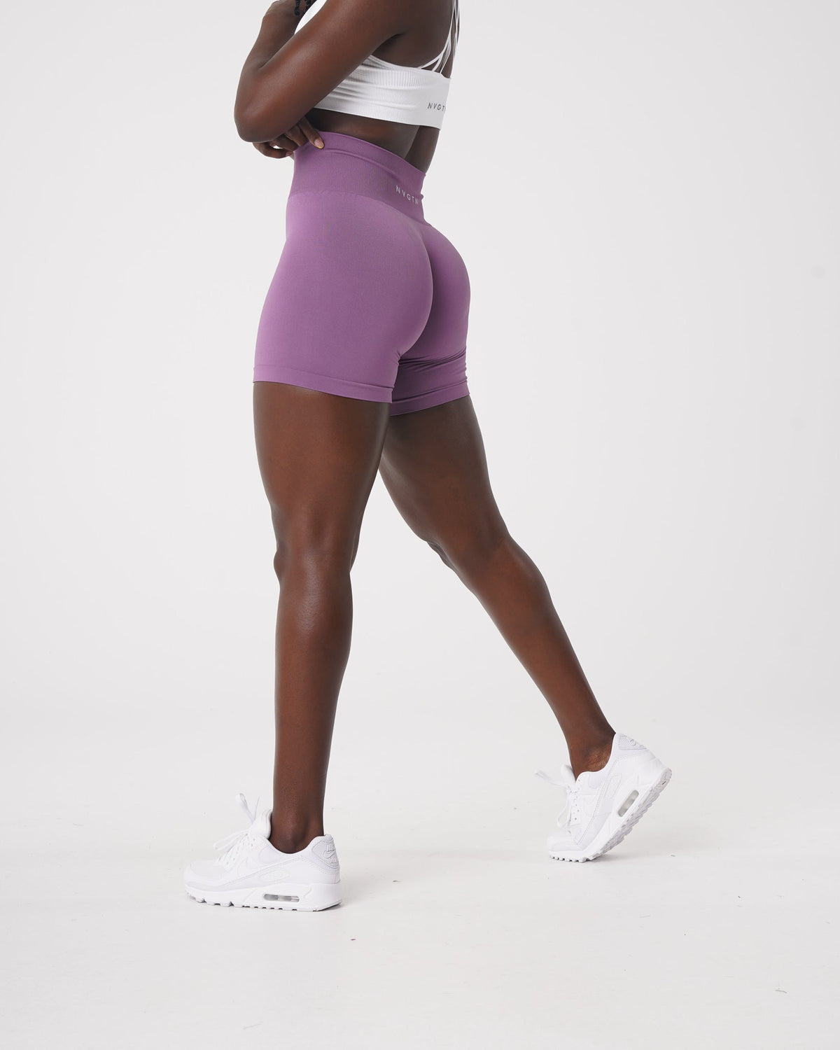 Women Orchid Solid Seamless Shorts | NVGTN
