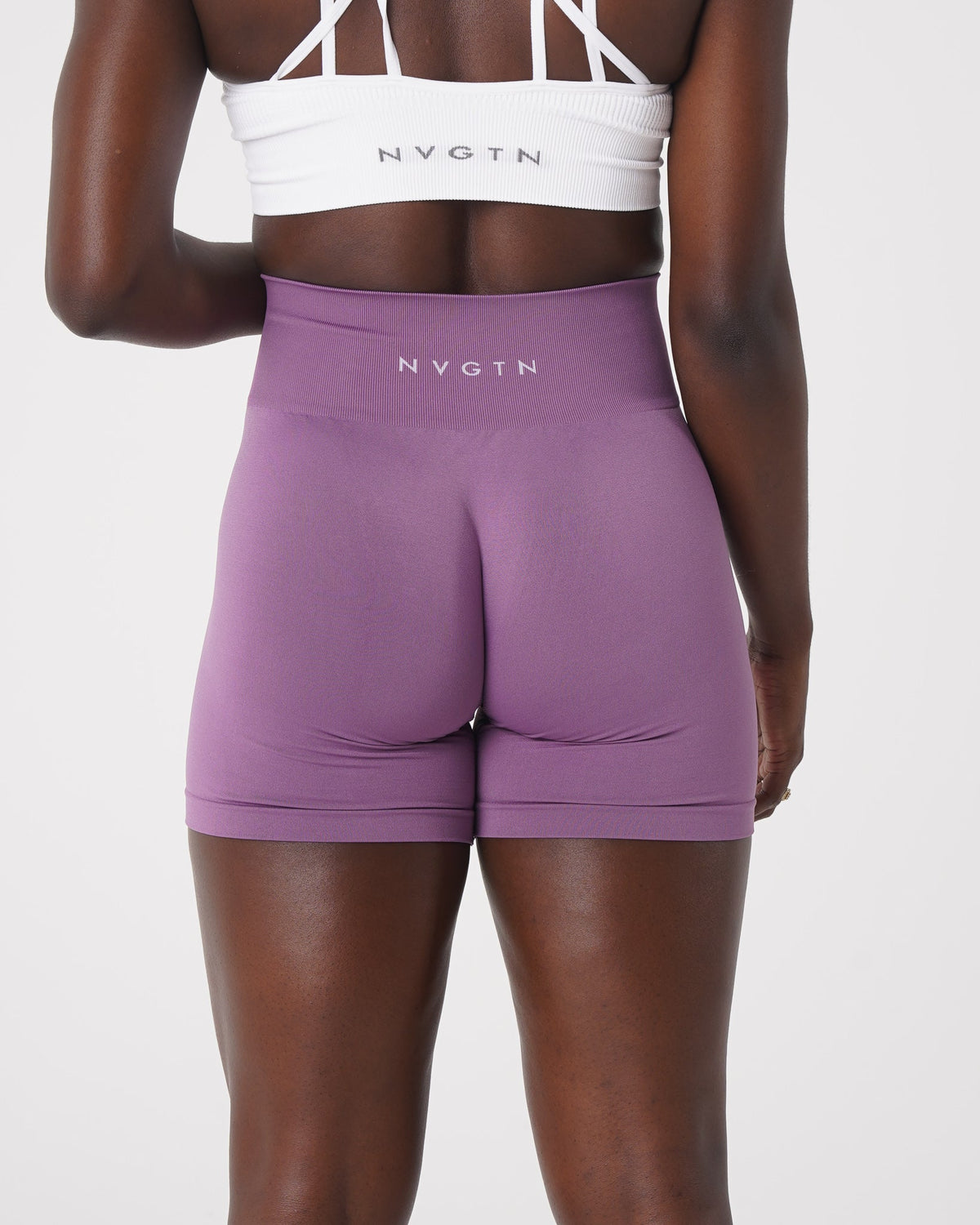 Women Orchid Solid Seamless Shorts | NVGTN