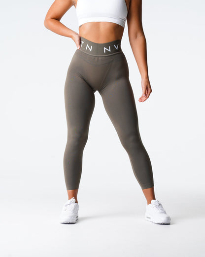Women Olive Sport Seamless Leggings | NVGTN