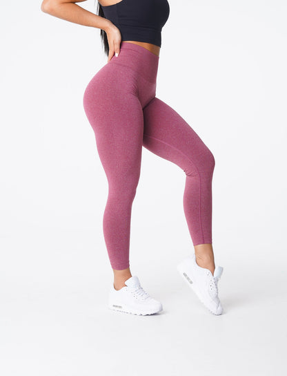 Women Maroon NV Seamless Leggings | NVGTN
