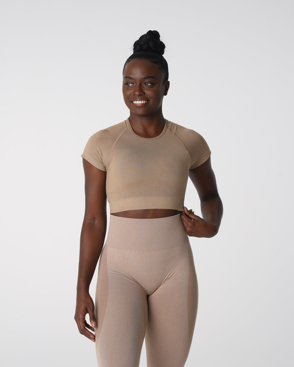 Women Beige Vortex Seamless Bra Top | NVGTN